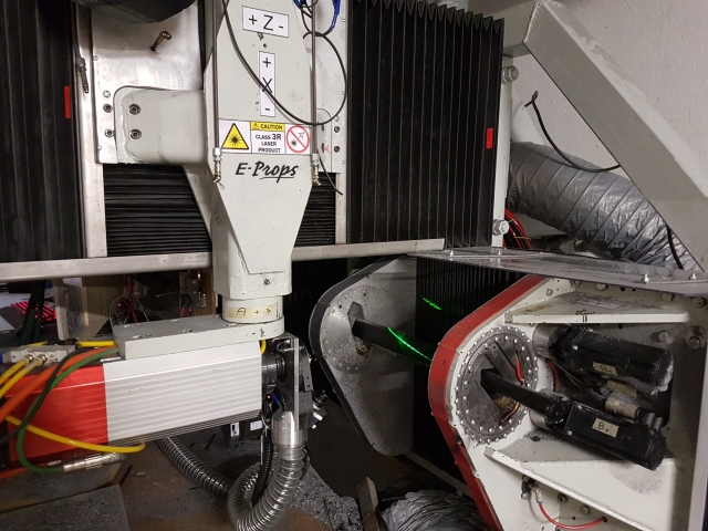 TRM-8 centre d'usinage 8-axes scanner laser E-PROPS